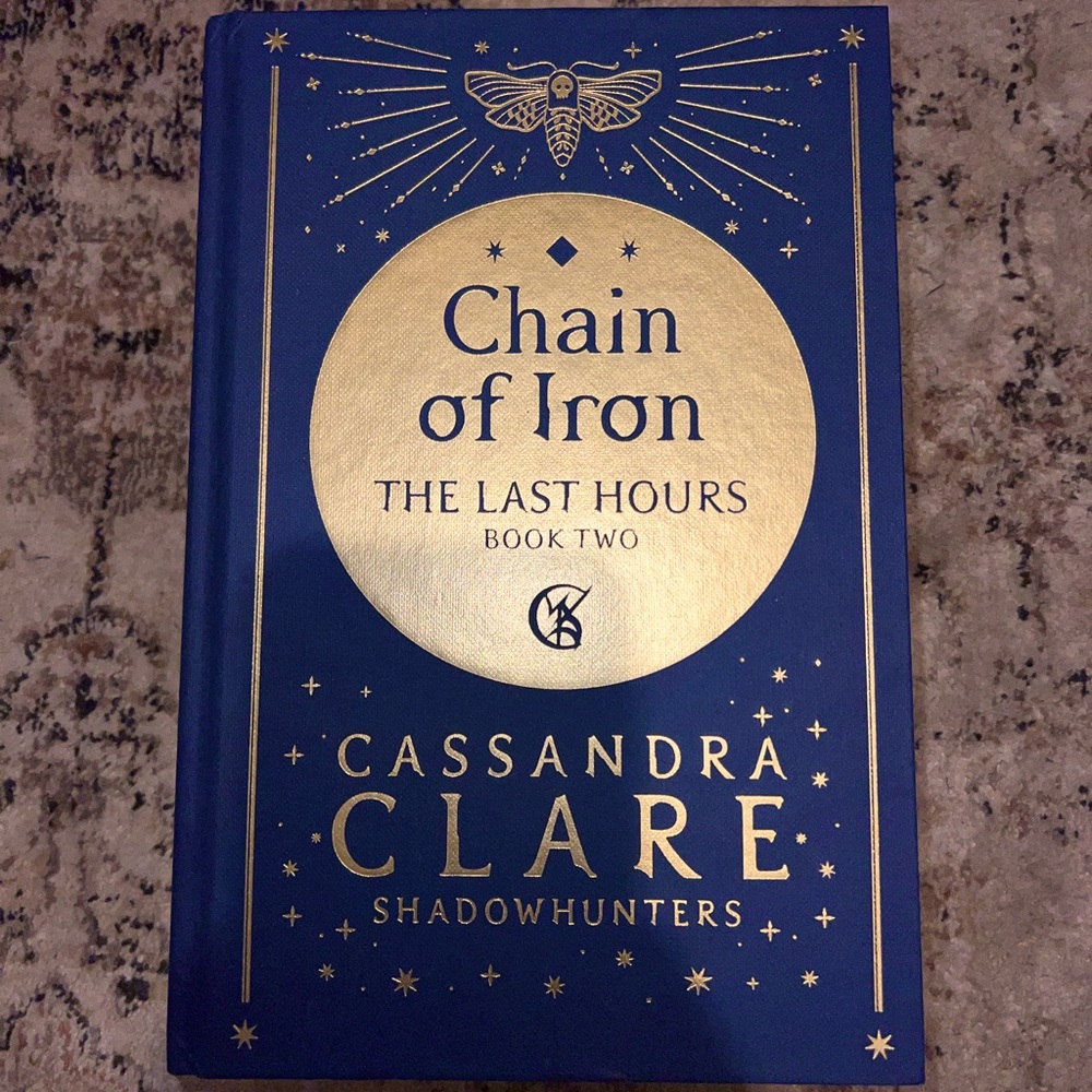 Illumicrate Chain of Iron special edition